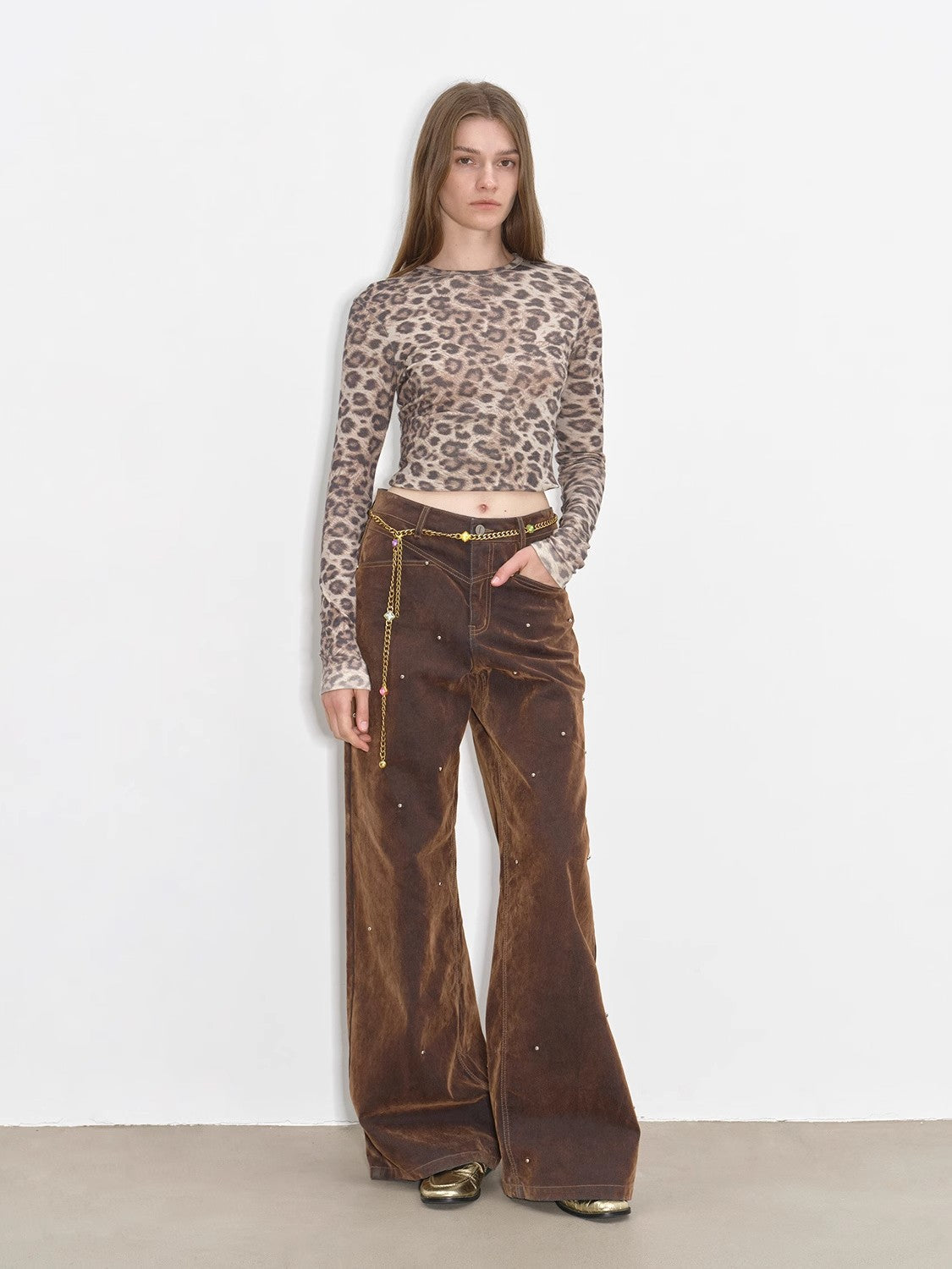 "Black Coffee" Fashionable Retro Casual Flocked Rivets Soft Layered Mid-Low Rise Jeans-0