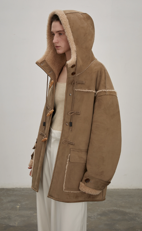 "Quartet Short" Wool Artificial Compositesuede Hooded Shearling Jacket-4