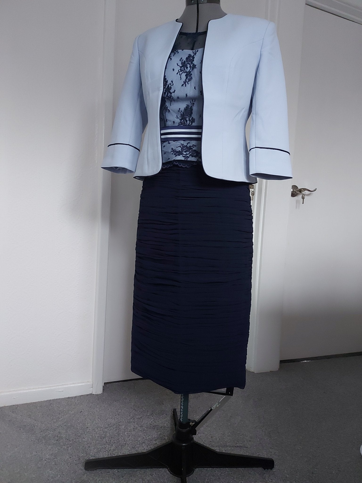 The 2-tone blue ruched dress suit-4