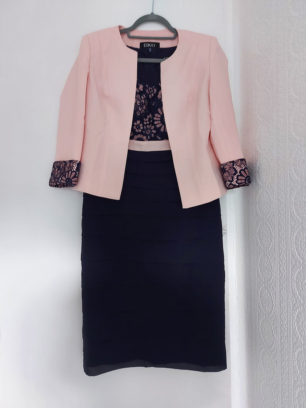 The navy-pink 2-piece formal mum dress suit-4