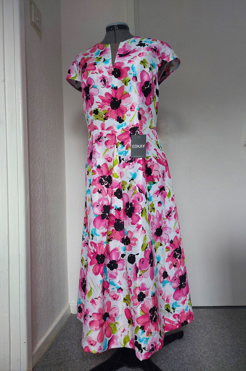 Floral Pink Cape Sleeve A-Line Dress-2