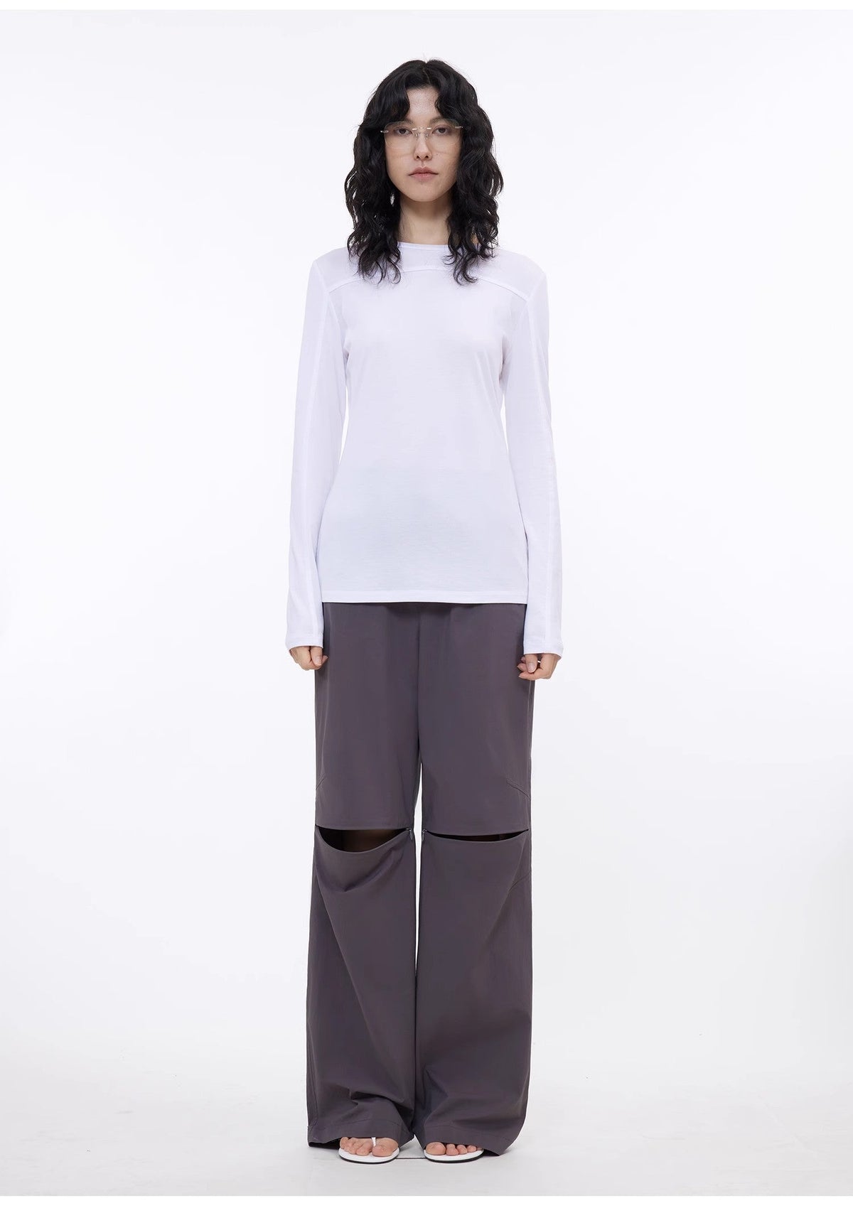 Round neck deconstructed long sleeve T-shirt for women Slim fit and versatile top-4