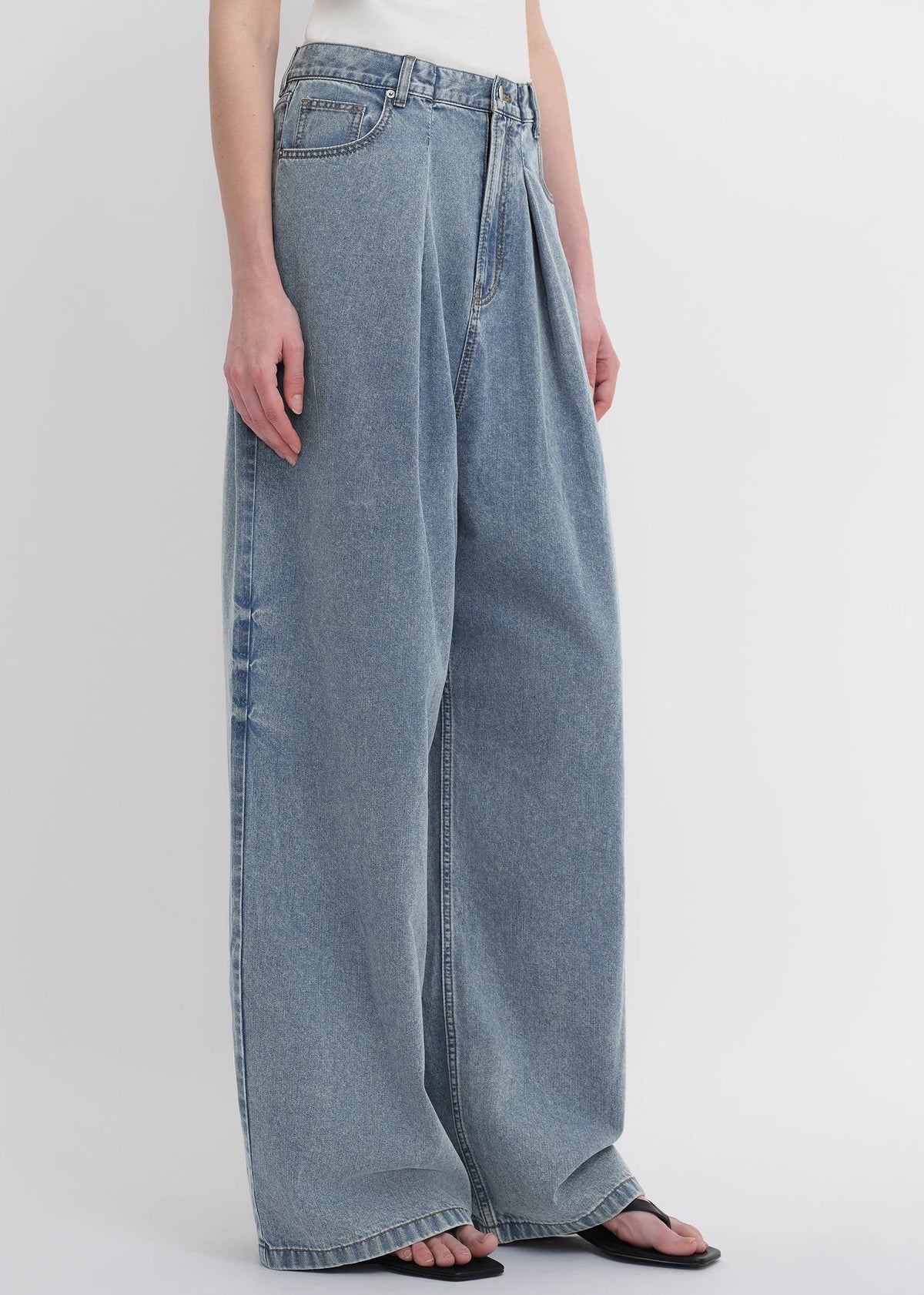Soft Tencel Cotton Light Structure Pleated Loose Straight Wide Leg Jeans for Women-4