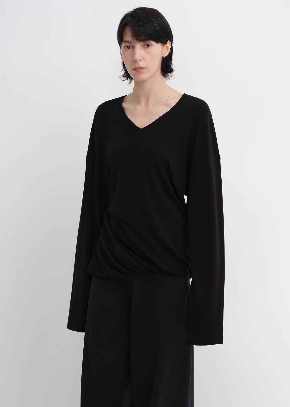 Machine washable Tencel wool V-neck two-wear elastic hem T-shirt bottoming shirt-4