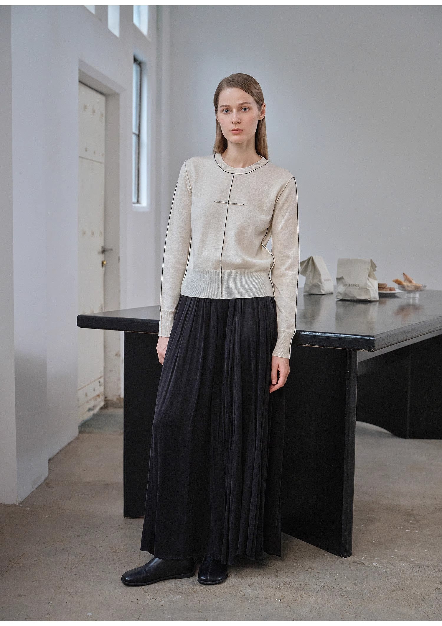 “Imbell"Imported Yangtze 30NM Contrast Stitch Wool Knit Skin-Friendly Short Top-0