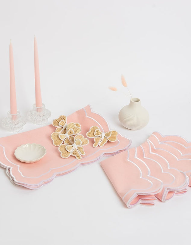 Linen Table Placemat and Napkins Set with Embroidered Scalloped Edges-1