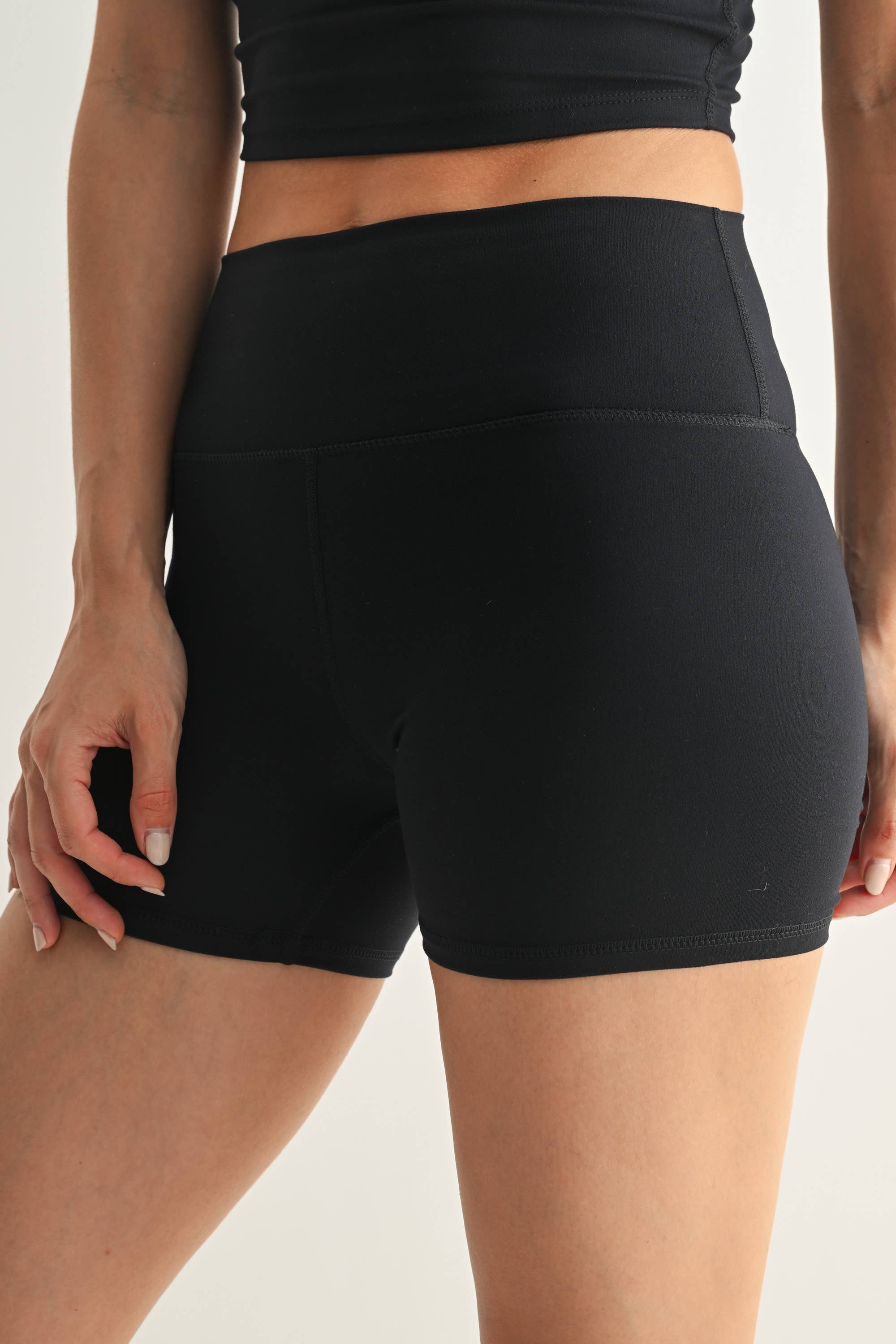 Merlot Performance Sculpt Pocket Biker Shorts-4