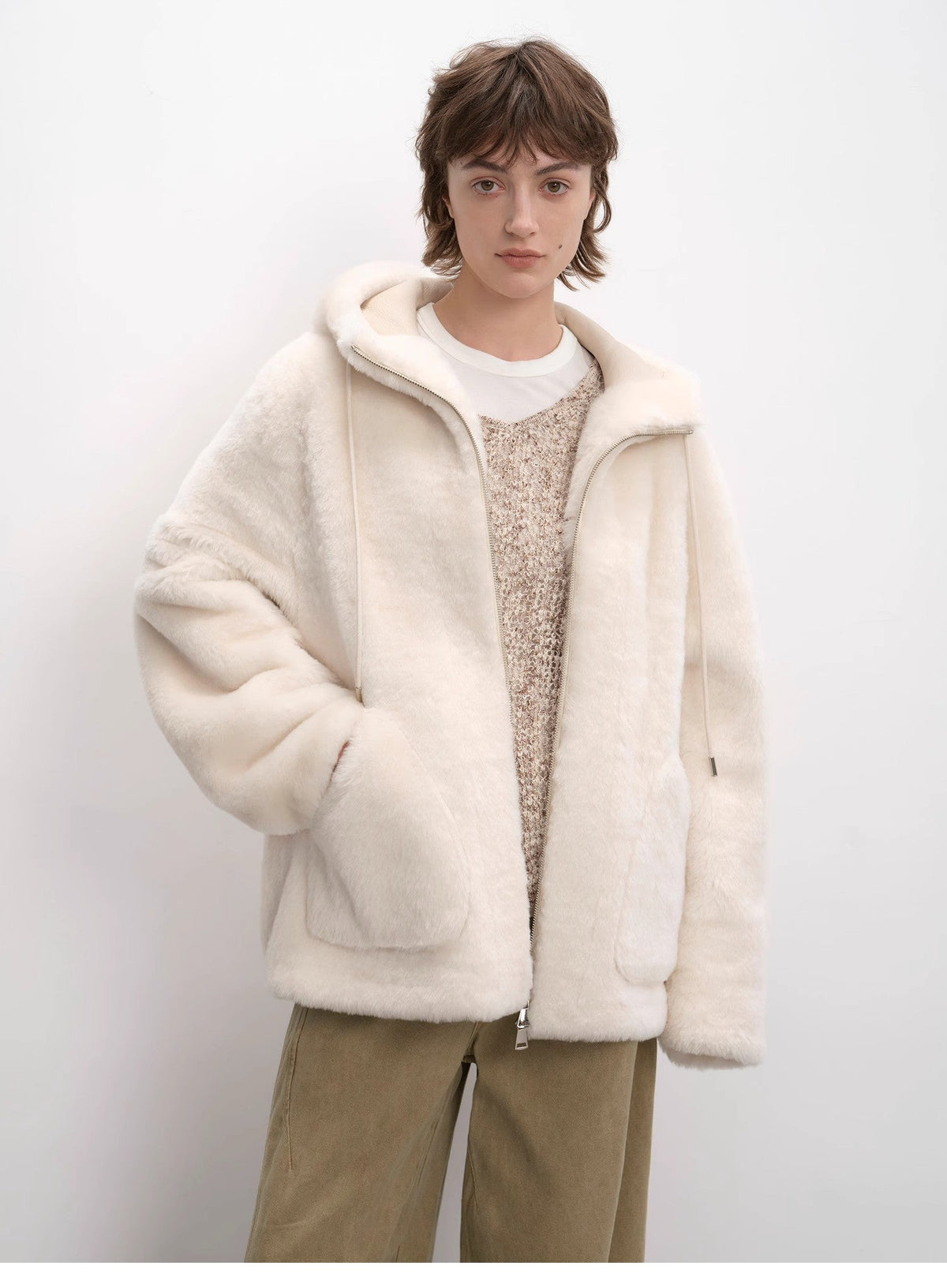 "Otaru Snow" casual hooded silhouette dropped shoulder merino wool sheepskin fur coat for women-1