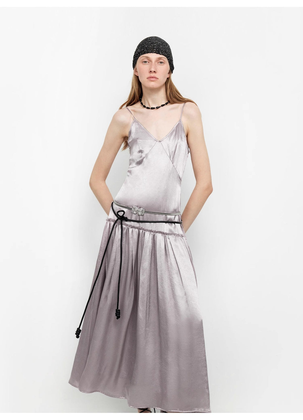 "Girls' Letterhead" Luxurious and light, glossy and silky 100% acetate low-waisted long suspender dress-1