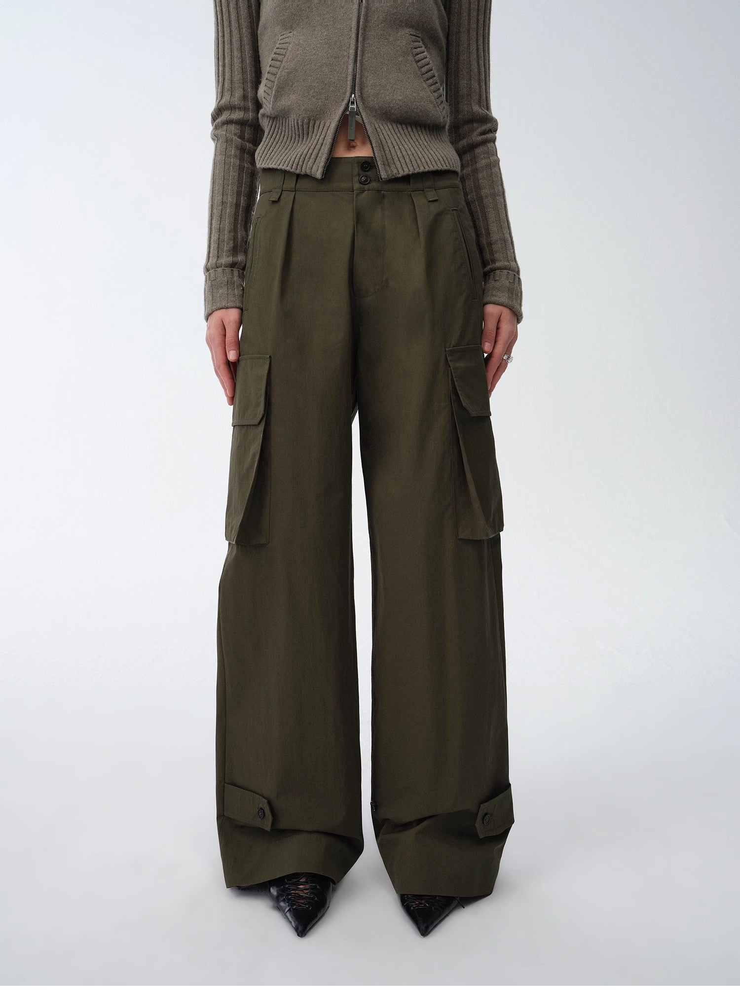"Leisure First" Personalized three-dimensional large patch pocket straight wide-leg work trousers-4