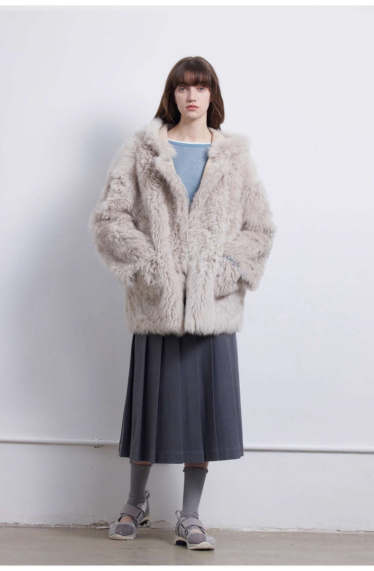 Clouds of smoke become rain Imported Tuscan hooded sheepskin-3