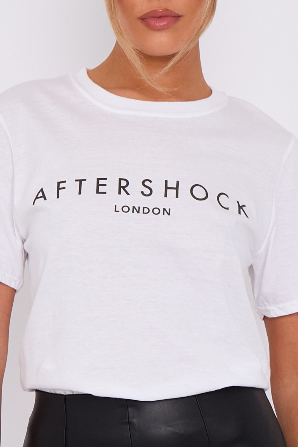 White Logo Short Sleeve Round Neck T-Shirt-2