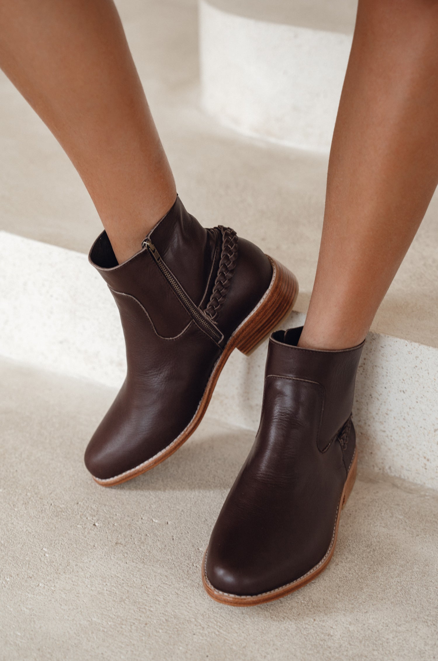 Alexa Chelsea Ankle Leather Boots-0