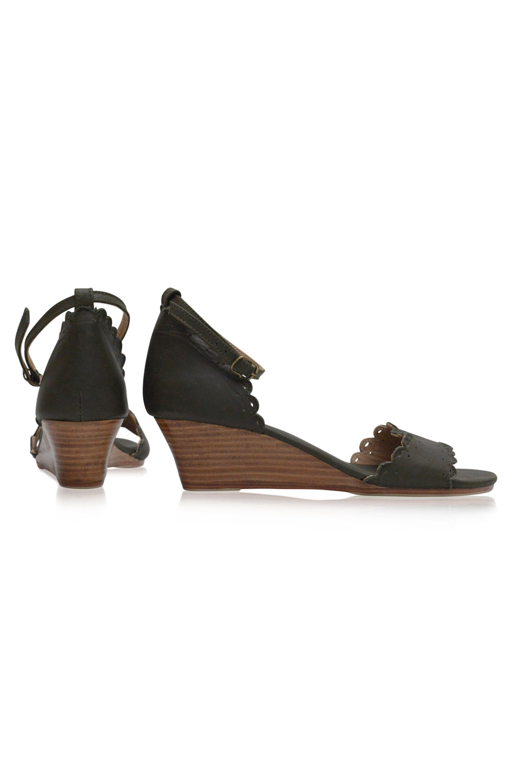Dreamland Wooden Wedge Sandals-4