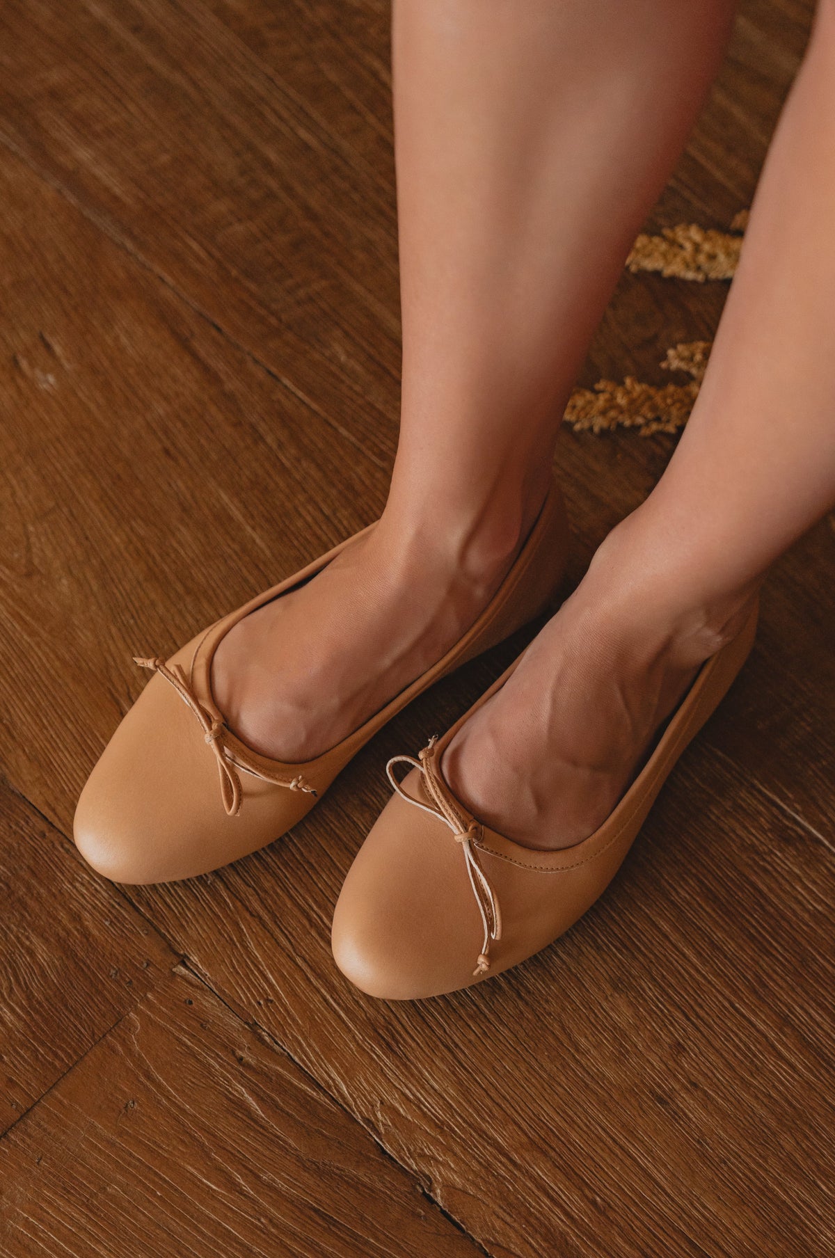 Elaria Bow Leather Ballet Flats-0