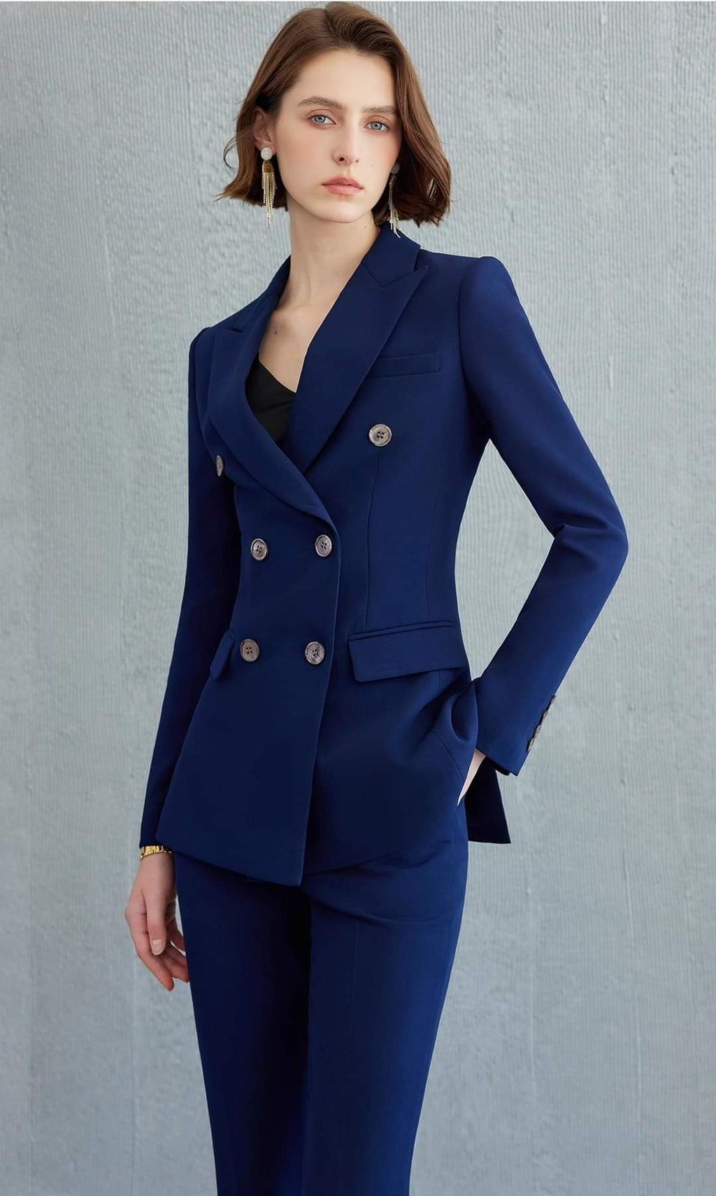 The Chelsea Double-Breasted Tailored Suit – Cobalt Blue-1