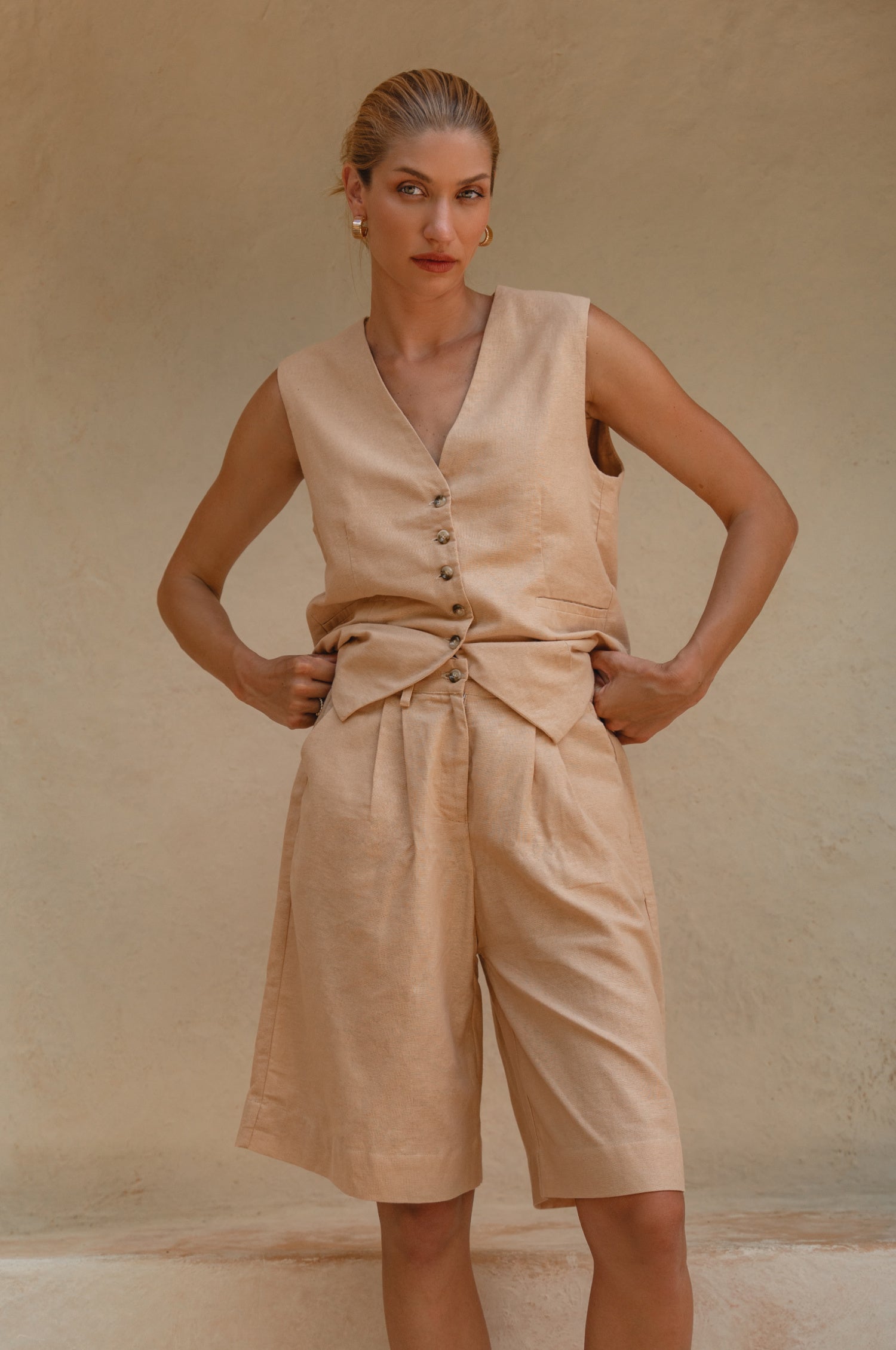 Faro Bermuda Linen Shorts-5