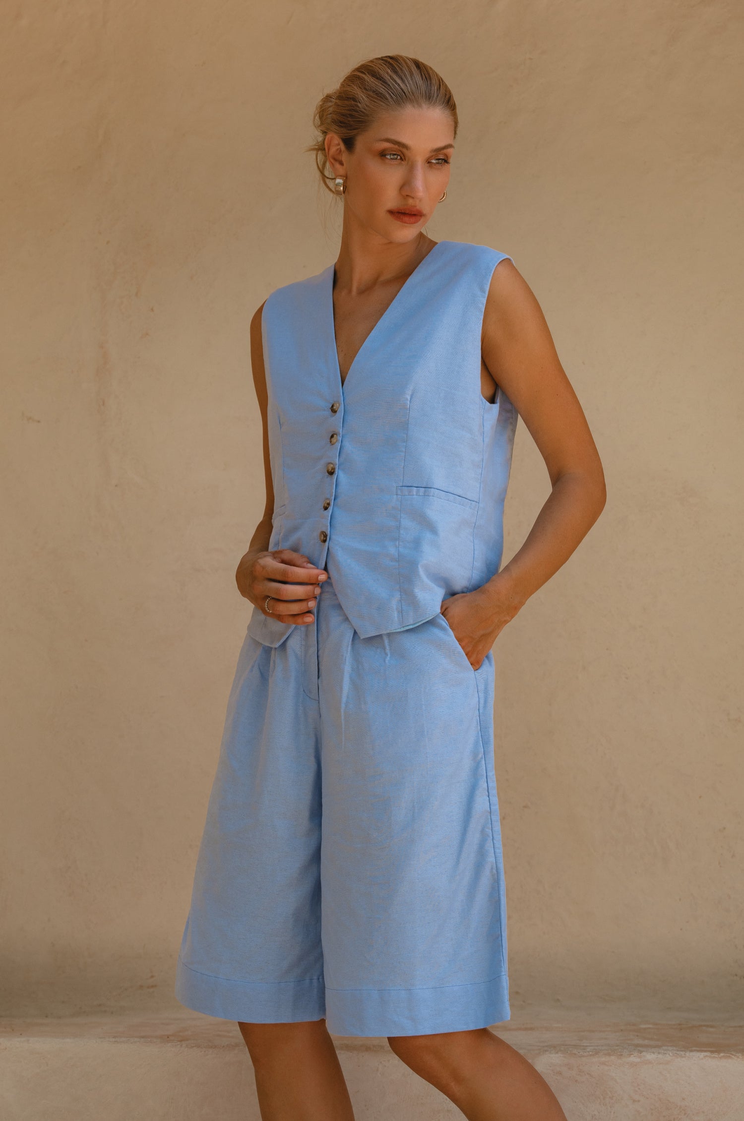 Faro Bermuda Linen Shorts-1