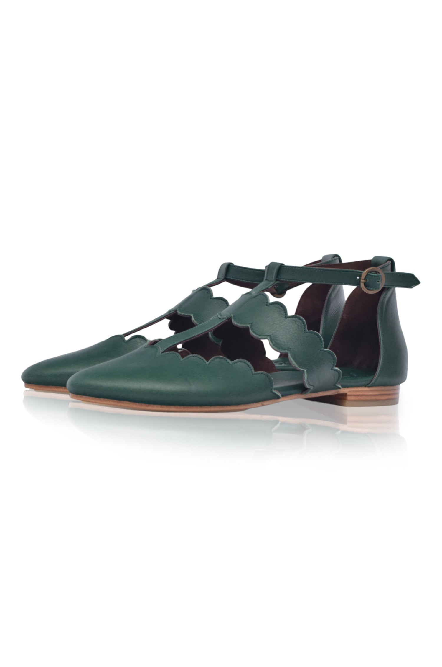 Gardenia Scalloped Pointed Toe Flats-2
