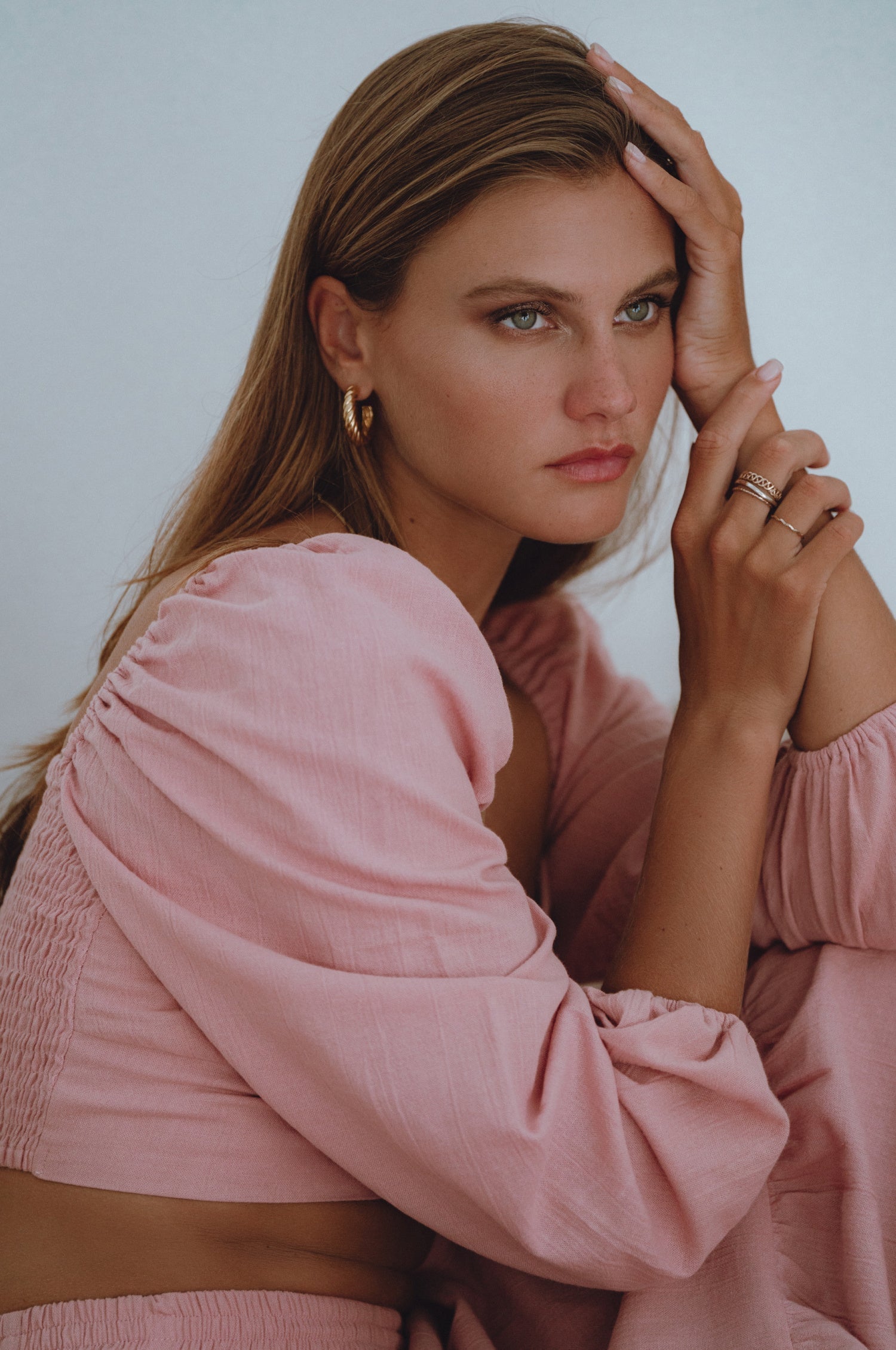 Helsa Long Sleeve Linen Top-1