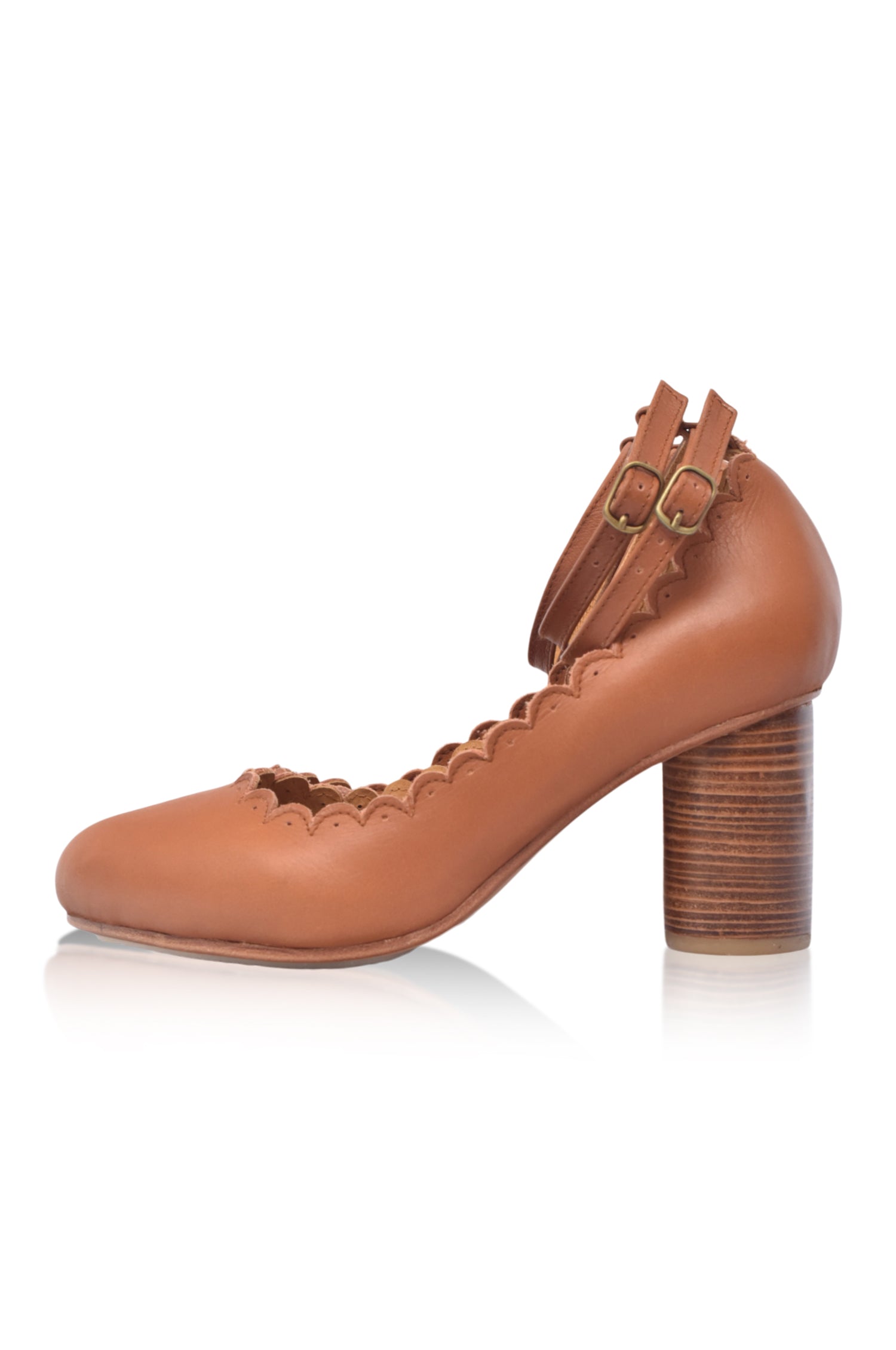 Hermosa Round Heel Leather Pumps-4