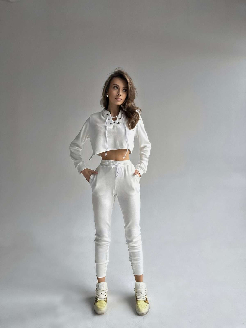 white cuffed jogger set women