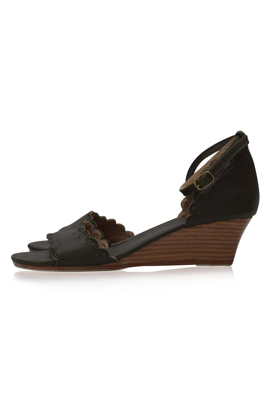 Dreamland Wooden Wedge Sandals-7