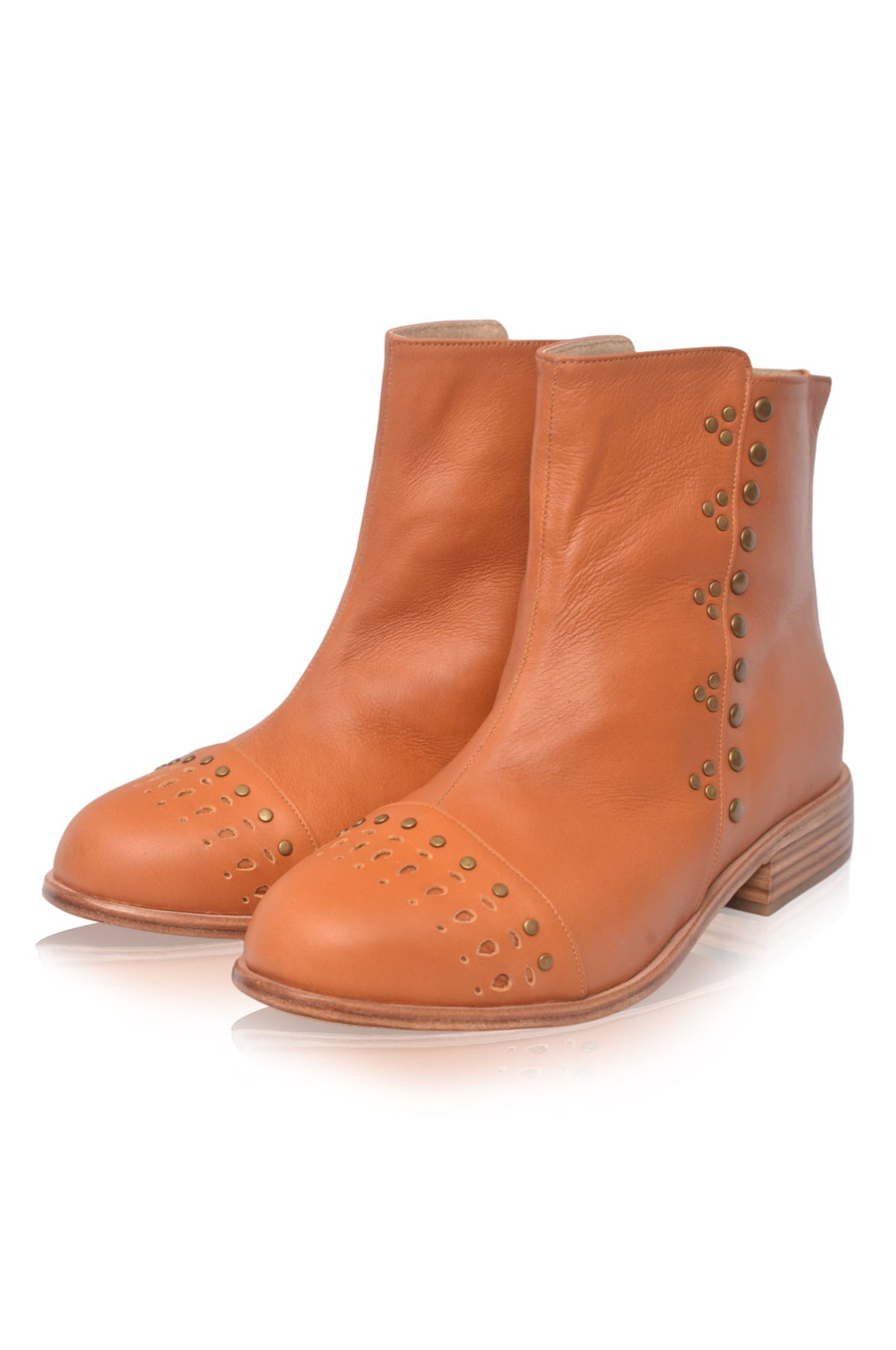 Lunaire Chelsea Leather Boots-2