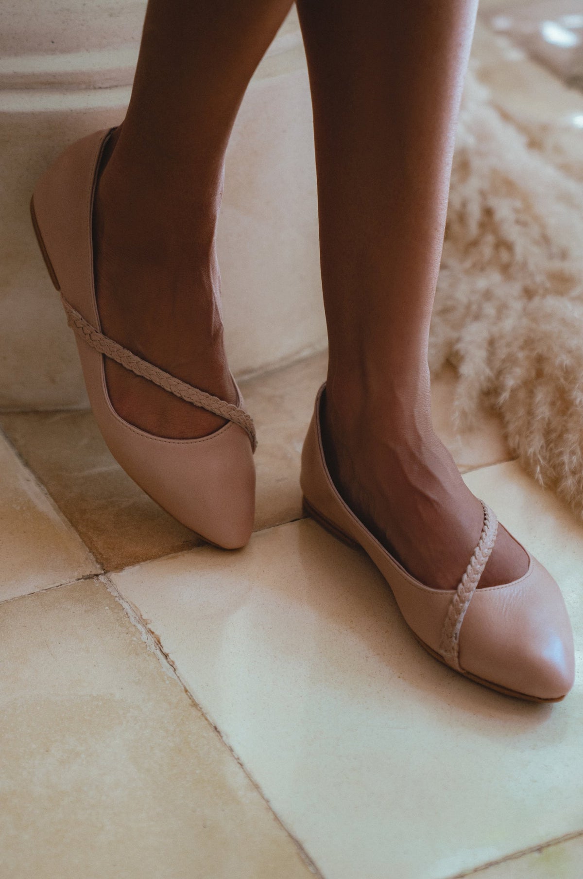 Orenda Pointed Toe Leather Flats-0