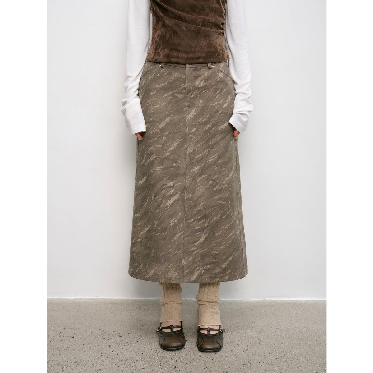 "Thousand Layers of Echoes" Chenille Original Print Camouflage Retro Distressed Straight Mid-Waist Skirt-1