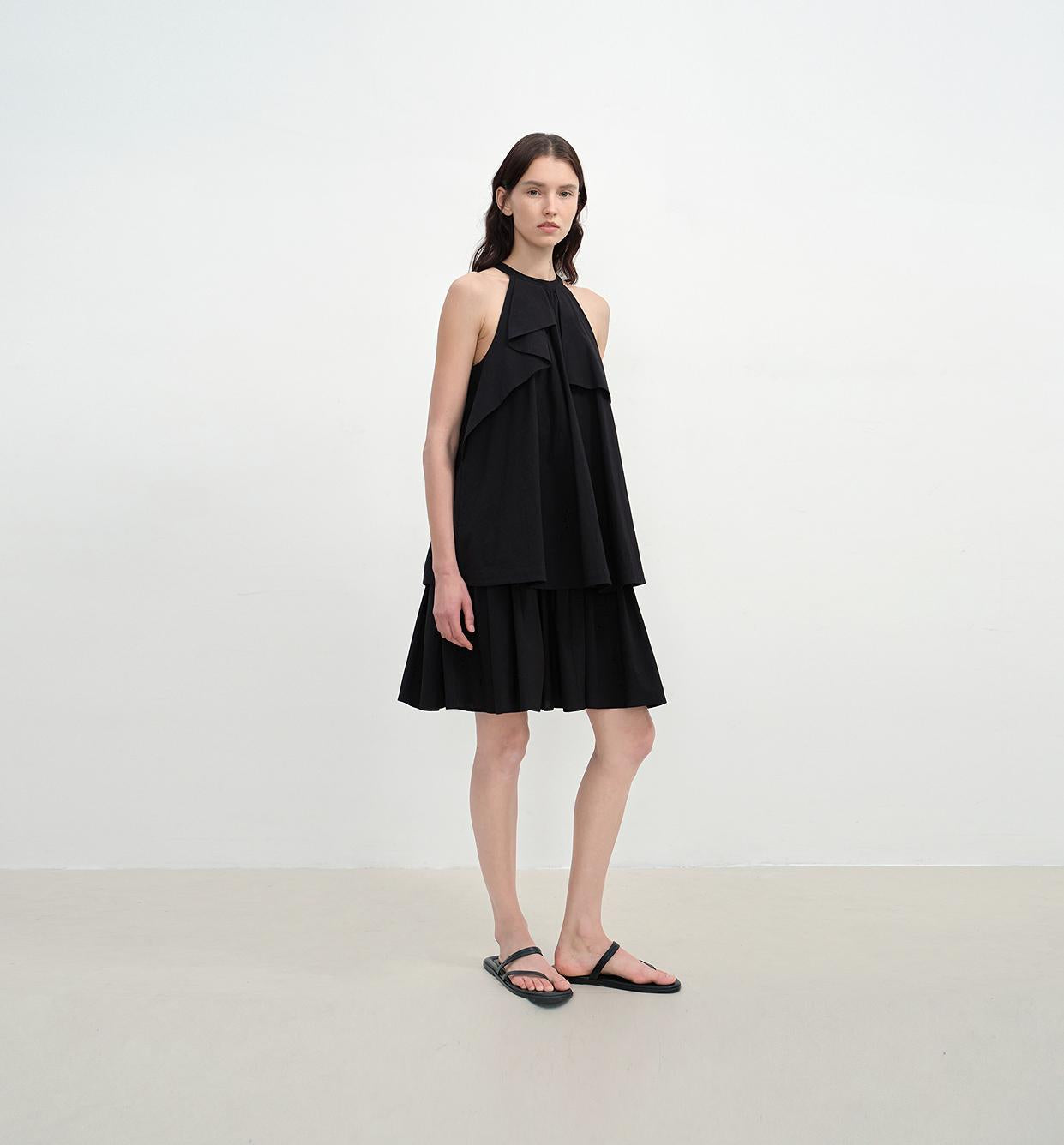 "Floating Island Manor" small stand-up collar design asymmetrical halter dress-6