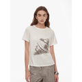 Fashionable and slim fit, all-season original printed, tailored hourglass-style, round neck, short waist T-shirt-4