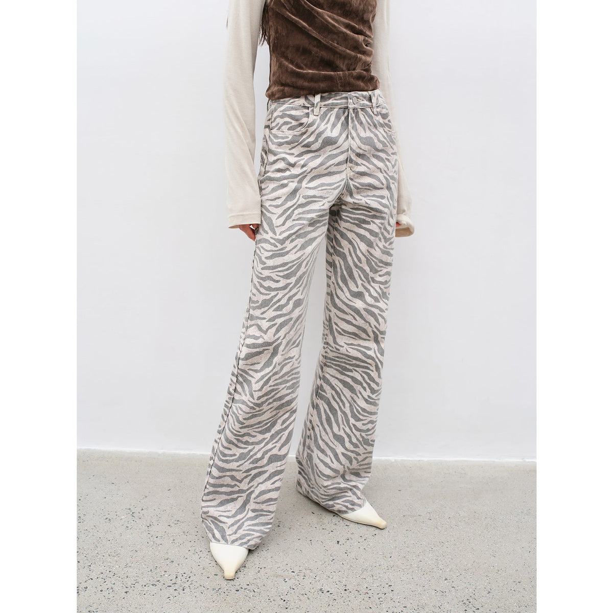 "Wilful Zebra" custom zebra print yeast stone washed low waist flared jeans for women-4