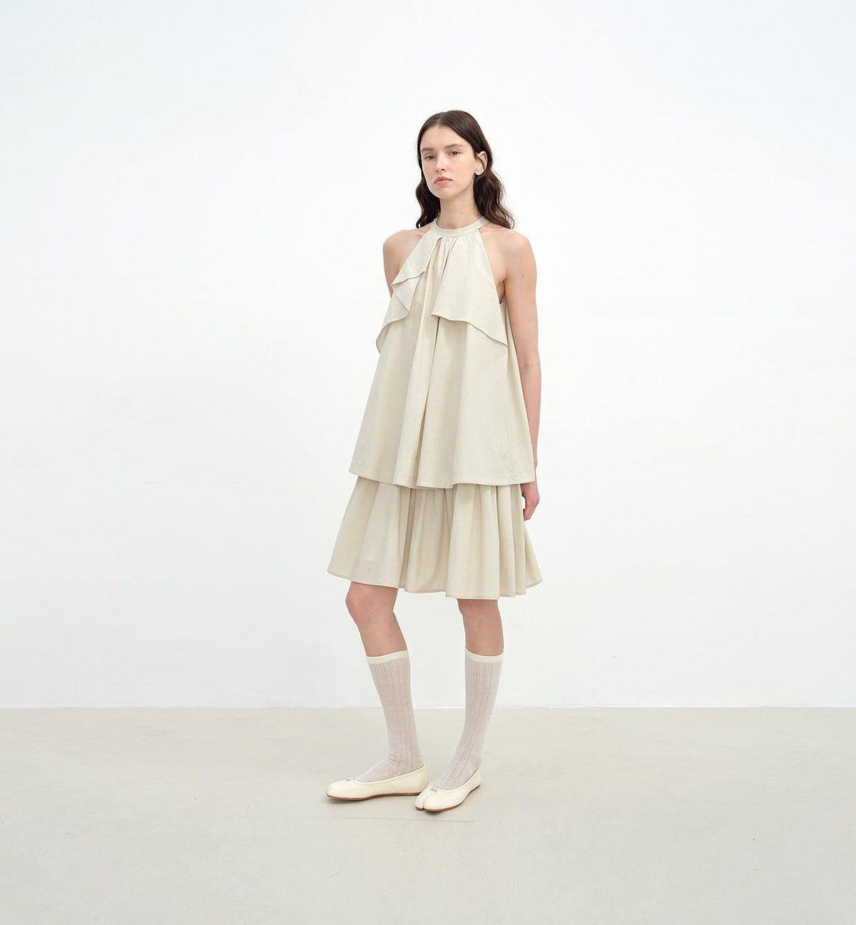 "Floating Island Manor" small stand-up collar design asymmetrical halter dress-5