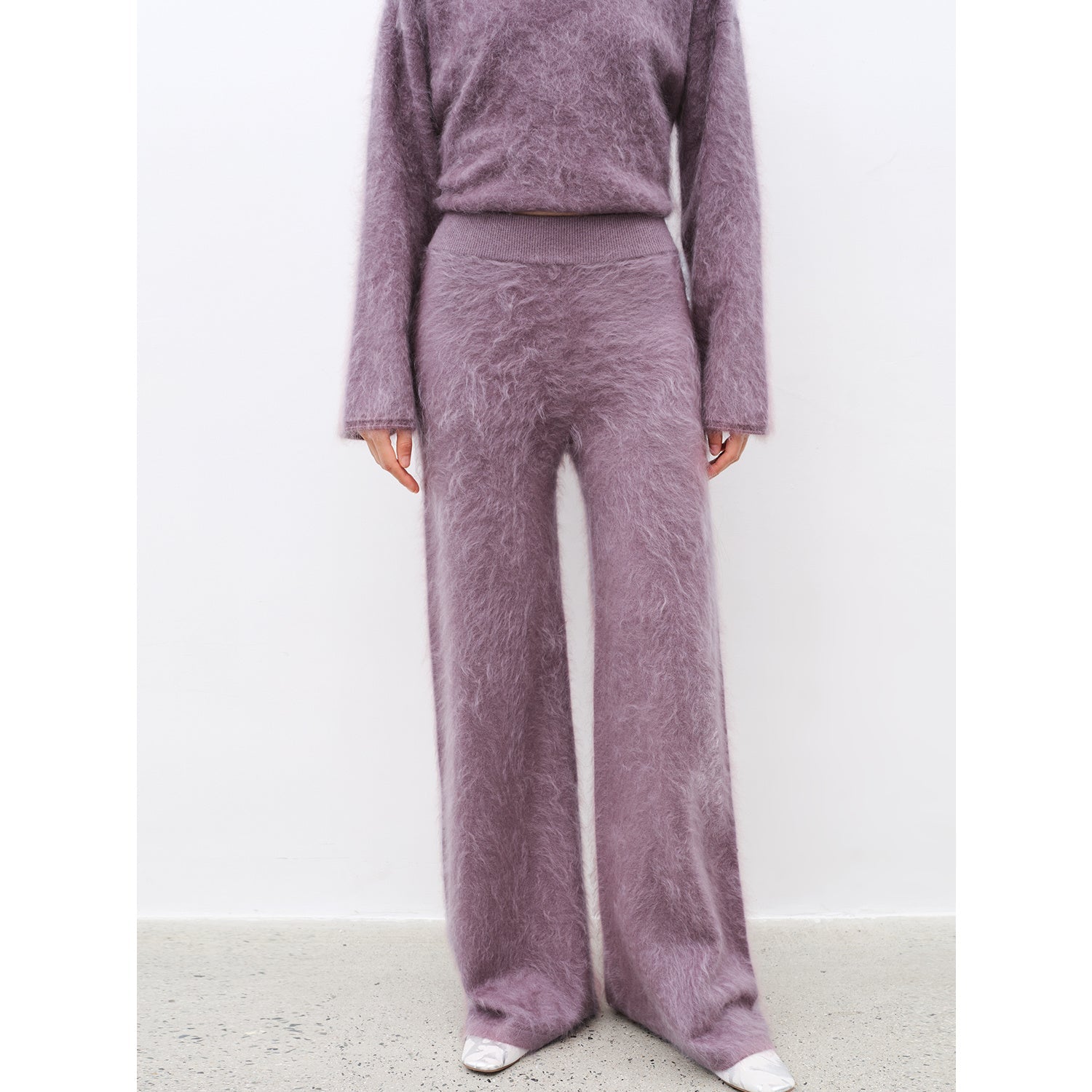 "Half-Ripe Winter" Cashmere Comfortable Loose-Fit Crewneck Sweater and Straight-Leg Knit Pants Set-6