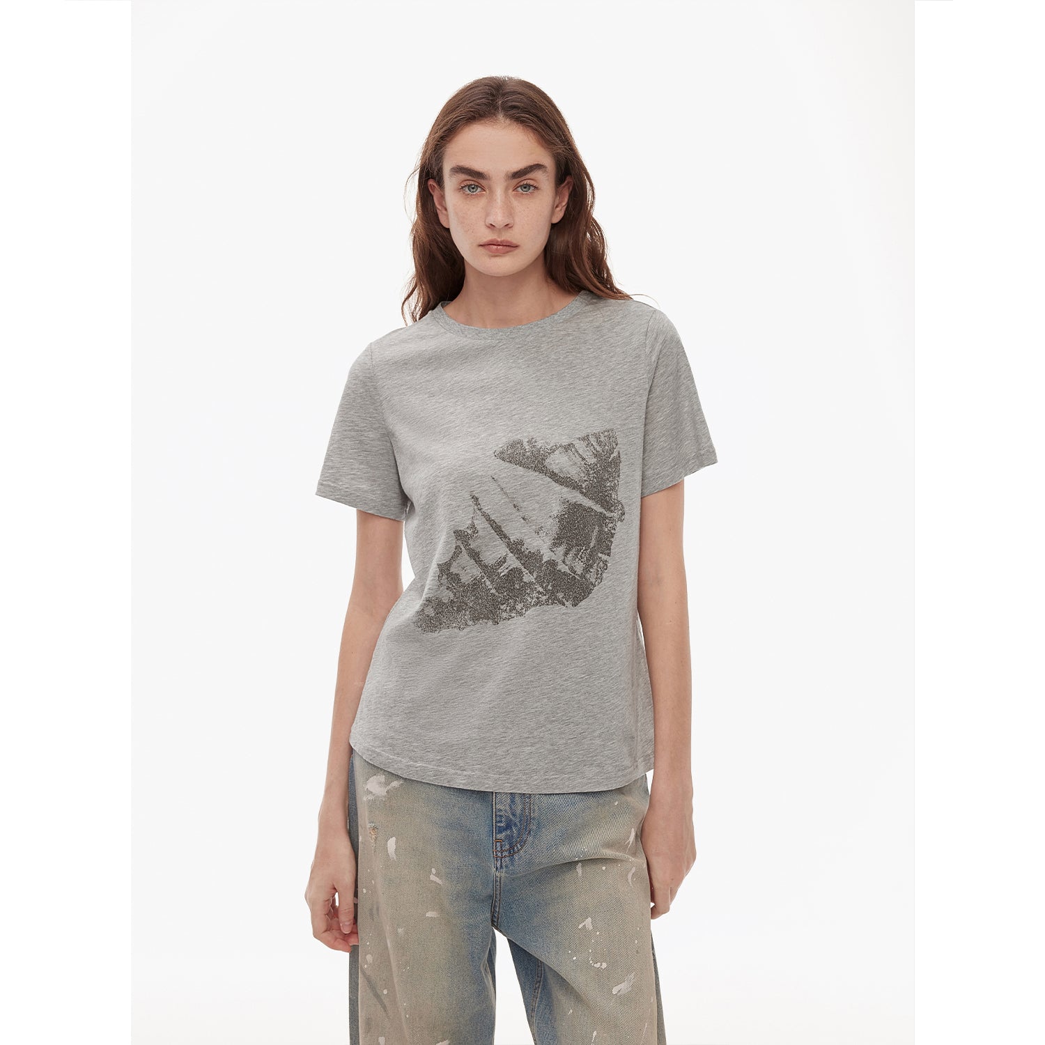 Fashionable and slim fit, all-season original printed, tailored hourglass-style, round neck, short waist T-shirt-5