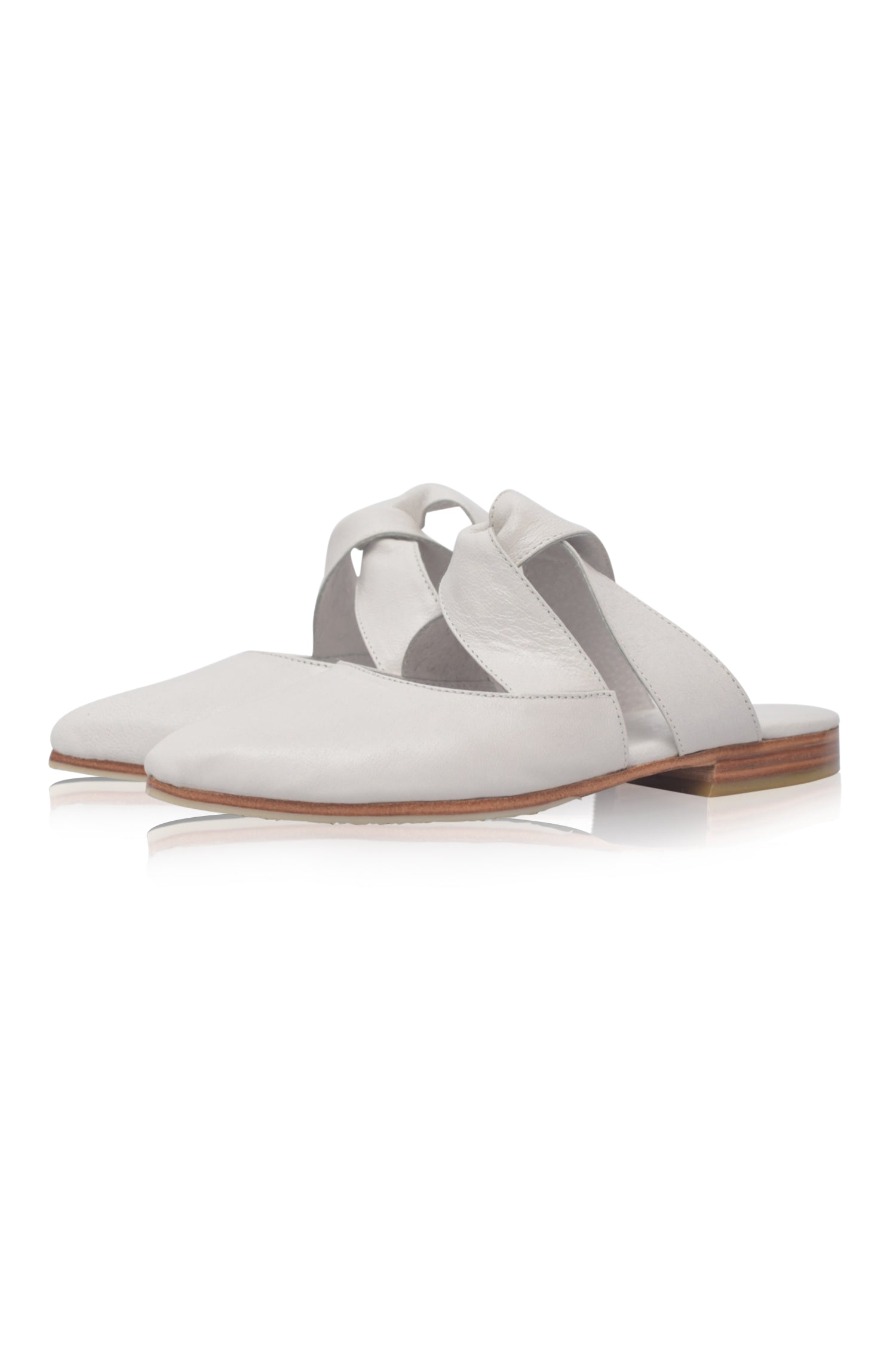 Taj Mahal Pointy Toe Leather Mules-5