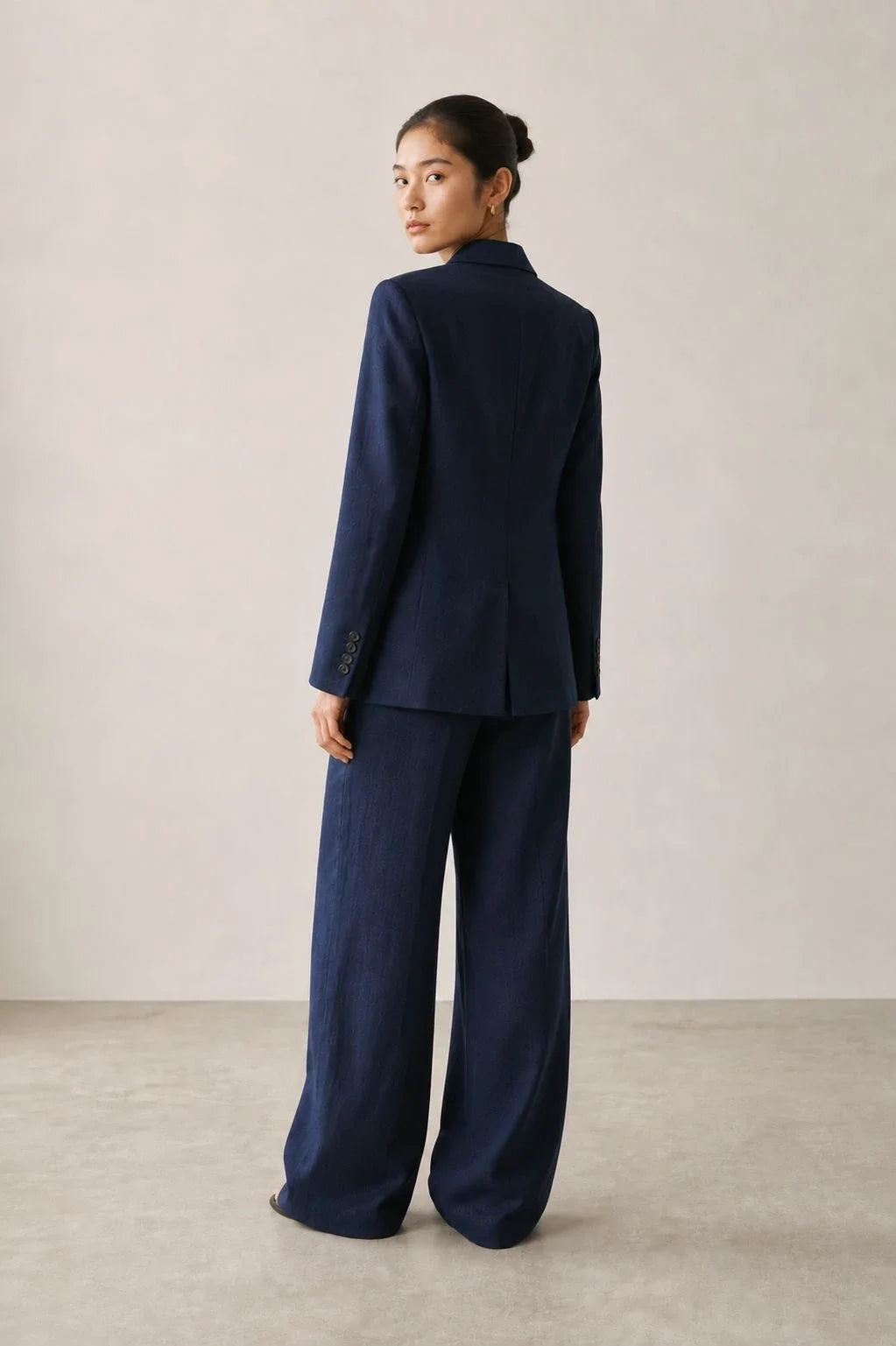 Ridgeline Linen Double-Breasted Blazer (syncee)-1