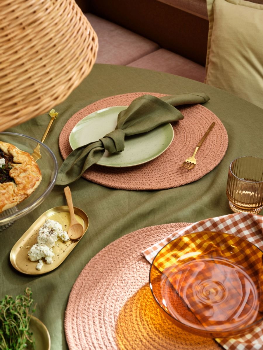 Olive Green Linen Napkin Set-1