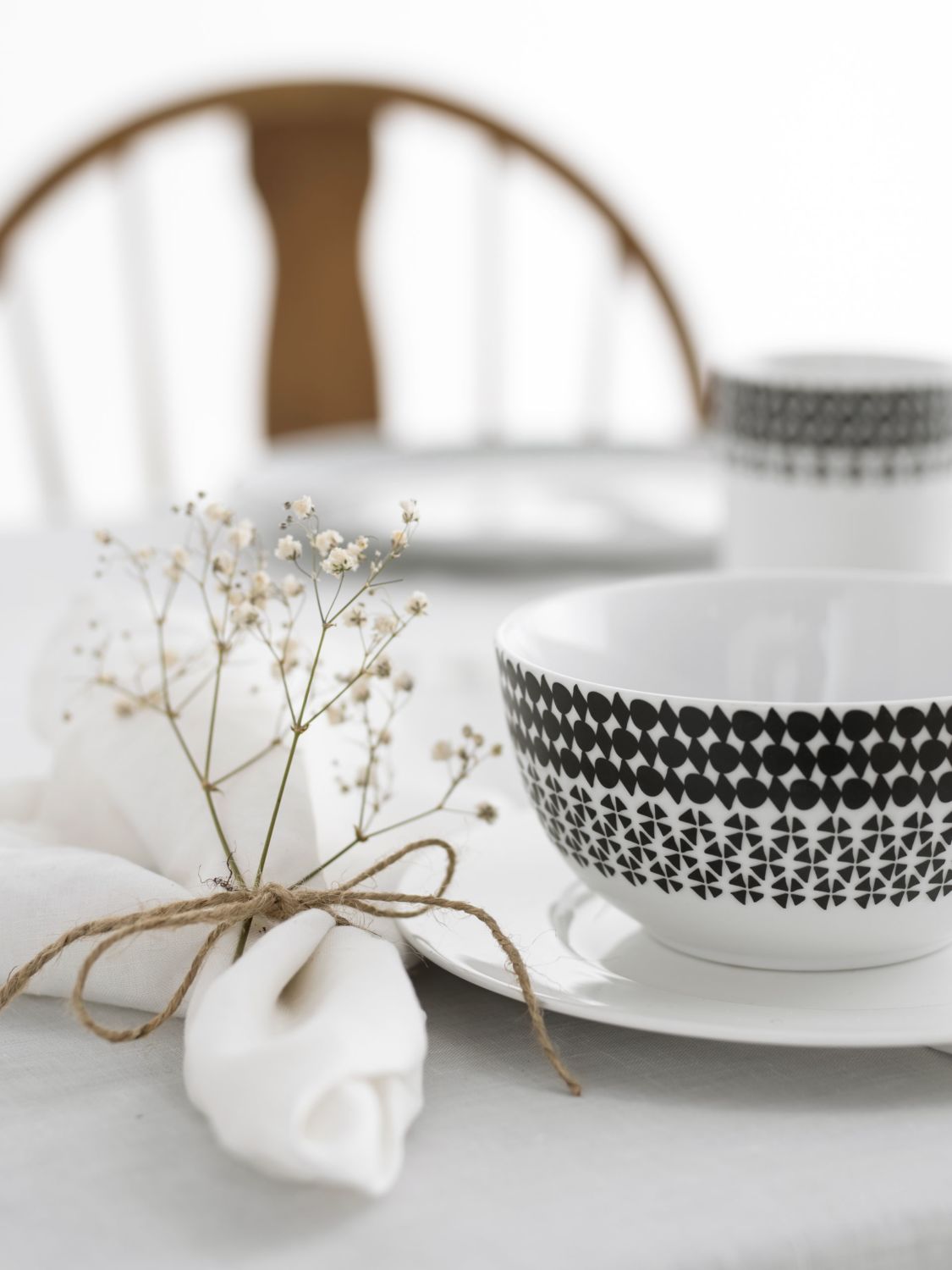 White Linen Napkin Set-1