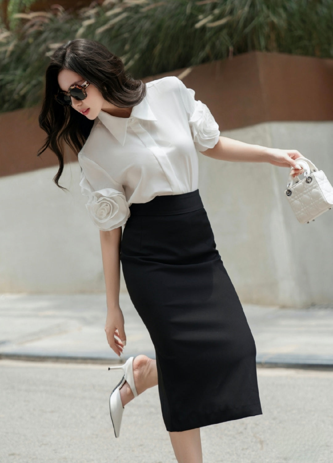 Floral Applique Shirt with Short Sleeves-3