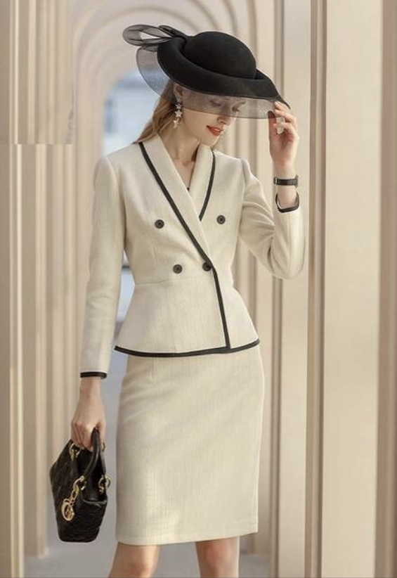 The beige piped peplum tweed skirt suit-1