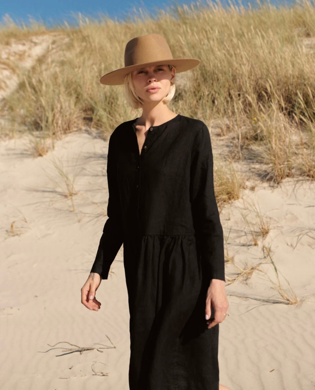 Black Linen Dress (syncee)-1