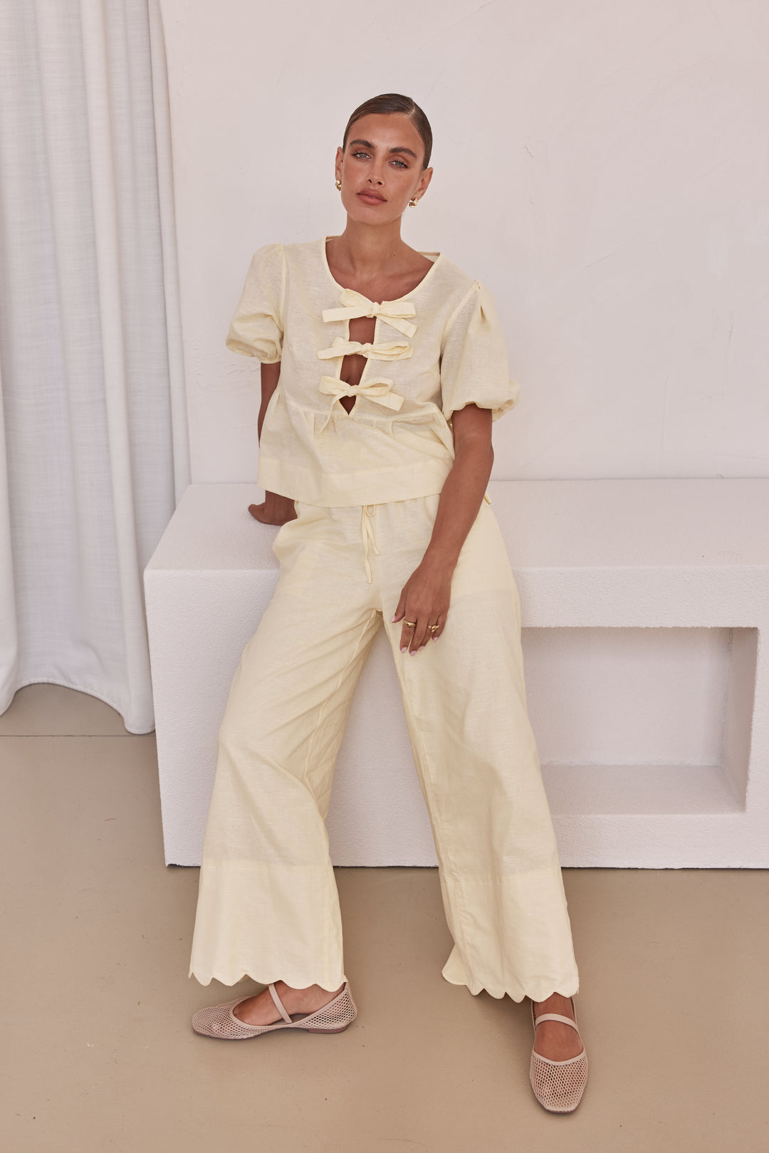 Butter Yellow Linen Bow Tie Front Top – Puff Sleeve Peplum Blouse-3