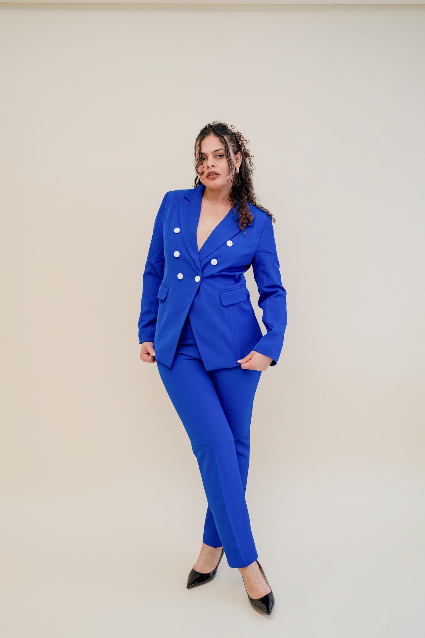 The royal-contrast double breasted pantsuit (UK size 12)-2