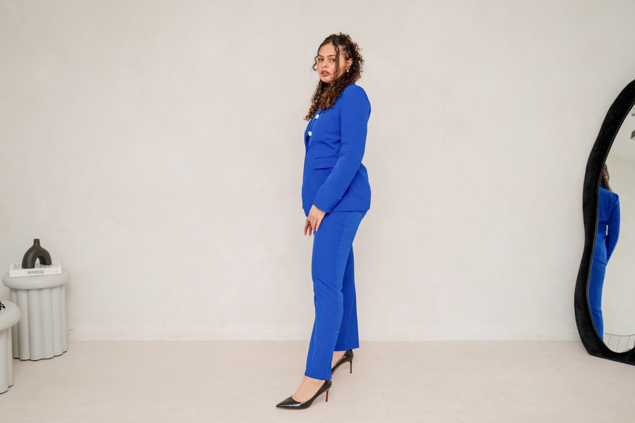 The royal-contrast double breasted pantsuit (UK size 12)-3